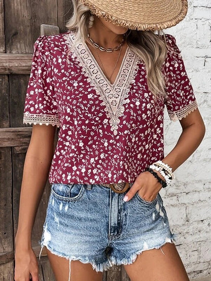 Blouse femme avec garniture en dentelle florale Chic und Stil