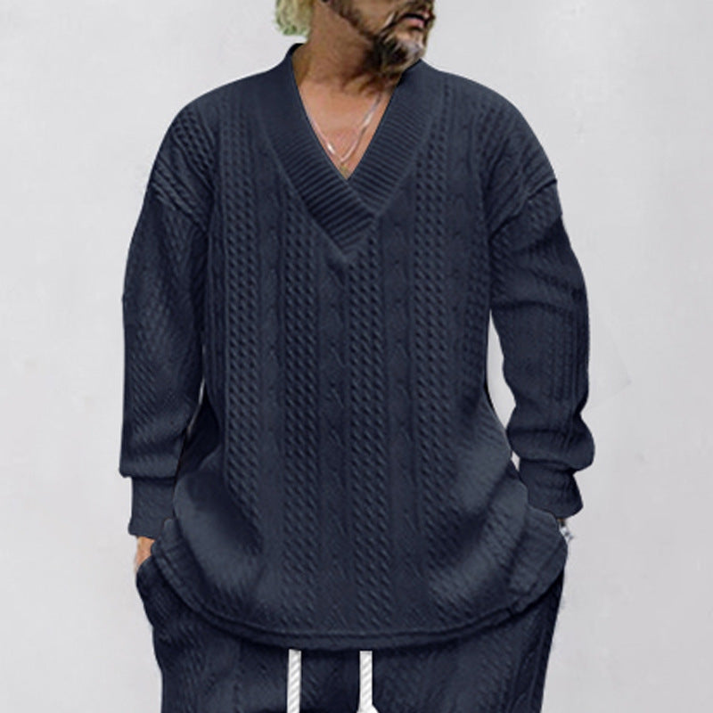 Chunky knit pullover for men with V-neck and relaxed fit Chic and Style