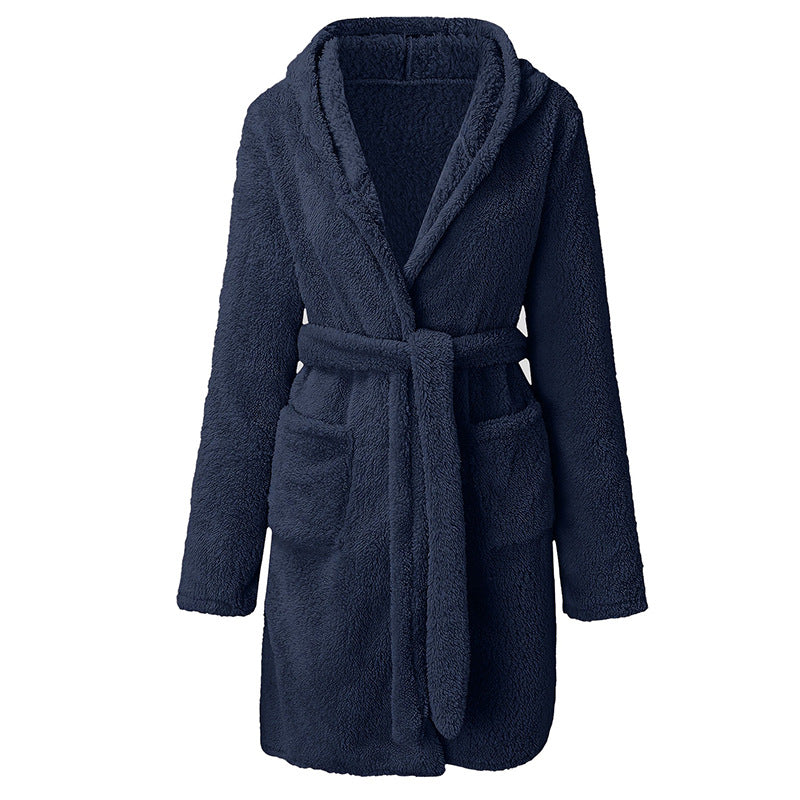 Robe de bain en polaire douillette pour femmes avec capuche et poches pratiques Chic und Stil