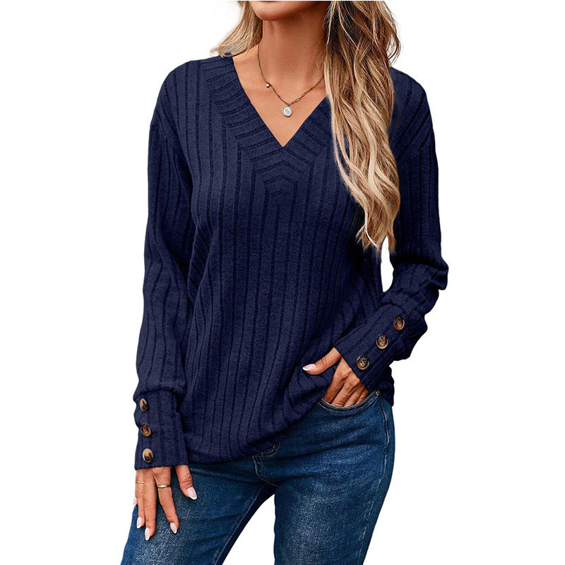 Pull femme décontracté à col en V avec design en ribbing texturé et détails élégants de boutons Chic und Stil