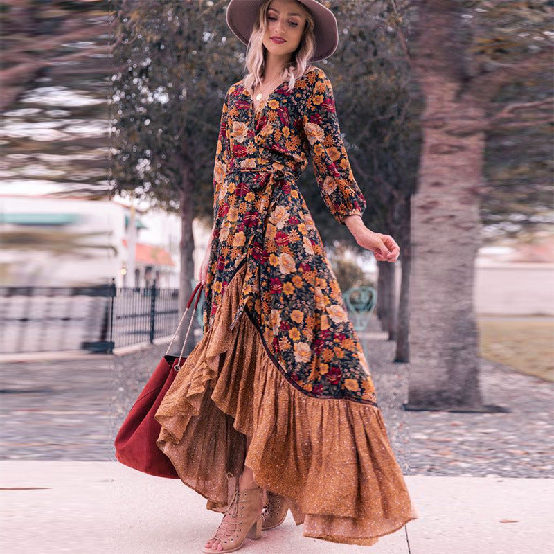 Robe portefeuille pour femmes avec design floral et manches élégantes Chic und Stil