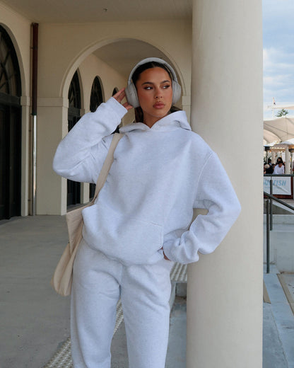 Women oversized casual hoodie with kangaroo pocket and chic tracksuit pants set