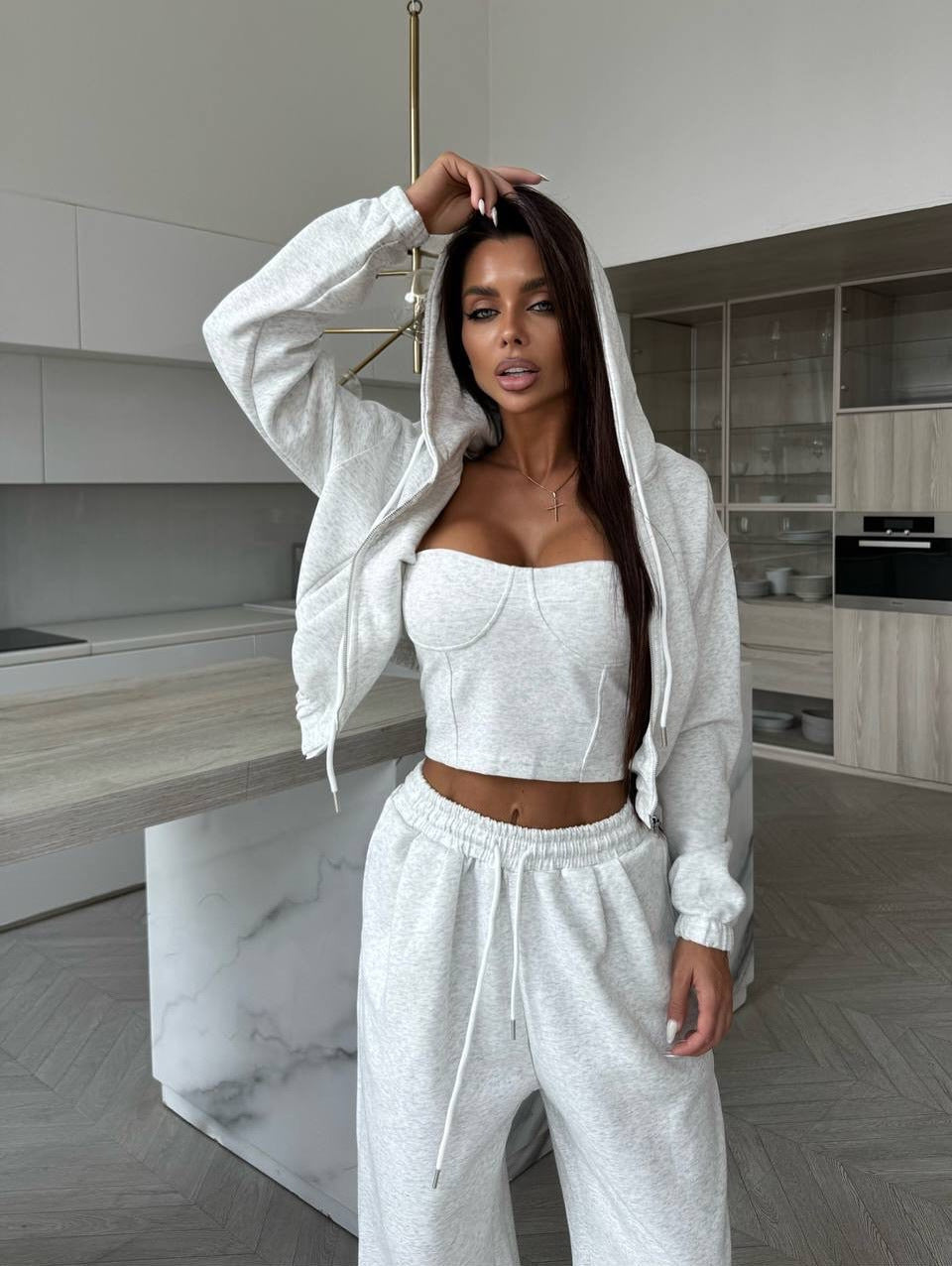 Women's sporty fleece set with jacket and loose pants Chic und Stil