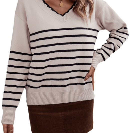 Ladies trendy V-neck knitted pullover with wide stripes Chic und Stil