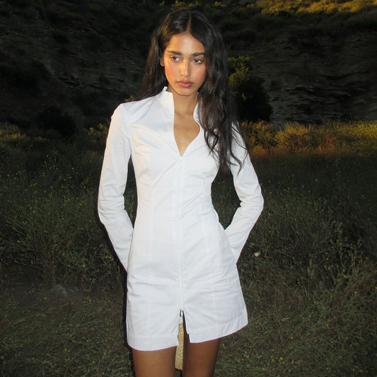 Robe longue ajustée pour femmes à manches longues avec fermeture éclair et col montant Chic und Stil