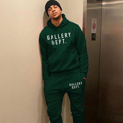 Sweatshirt and Jogging Pants Set for Men with Modern Chic Logo and Style