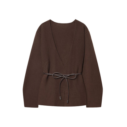 Dames haut ajusté à col en V avec ceinture à nouer Chic und Stil