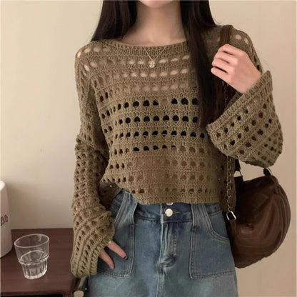 Femme pull en crochet surdimensionné et aérien avec une coupe ample Chic und Stil