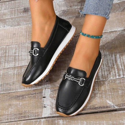 Mocassins élégants pour dames avec détail de boucle à la mode Chic und Stil