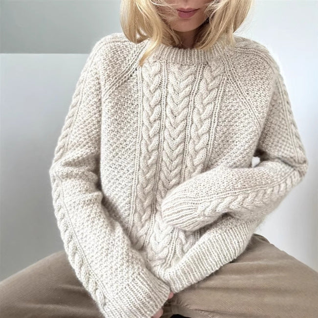 Pull en tricot pour femmes avec un design de torsades élaboré Chic und Stil