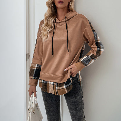 Pull à capuche pour femmes avec des manches à carreaux Chic und Stil