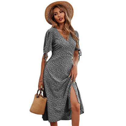 Robe midi florale à encolure portefeuille pour femmes avec détails de lien aux manches Chic und Stil