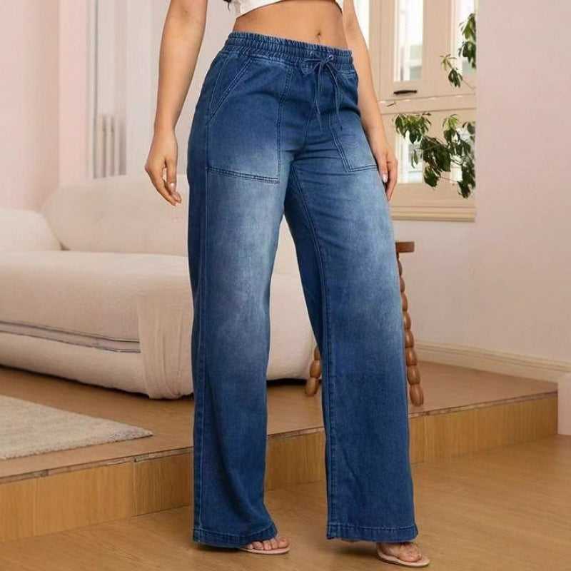 Wide denim pants for women with an elastic waistband and side pockets Chic und Stil