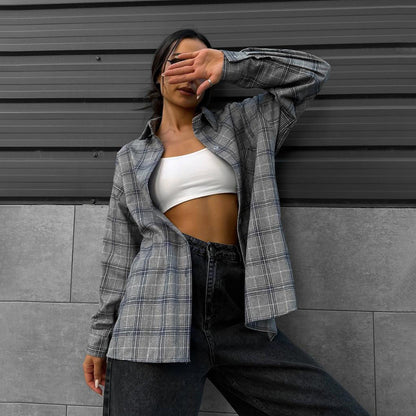 Chemise à carreaux pour femmes dans une coupe oversize décontractée Chic und Stil