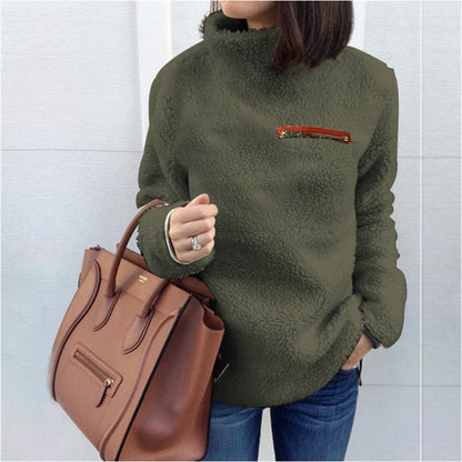 Pull en polaire pour femmes avec col montant et coupe féminine Chic und Stil