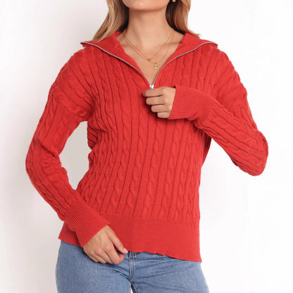 Pull en tricot pour femmes avec un élégant motif en cable et un col montant à la mode Chic und Stil