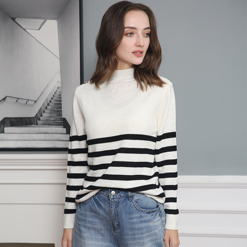 Pull en tricot à la mode pour femmes avec motif rayé et détails de boutons Chic und Stil