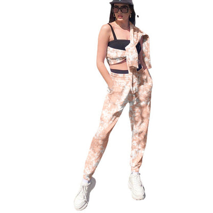 Chic and Style women's leisure pants with a modern batik pattern