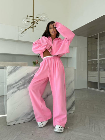 Casual sweatshirt jacket for women with a loose fit and casual pants Chic and Style