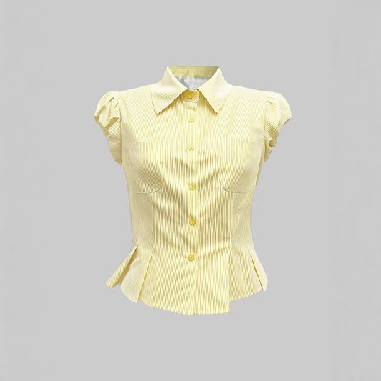 Haut de blouse tricoté pour femmes avec manches bouffantes et détails de boutons Chic und Stil