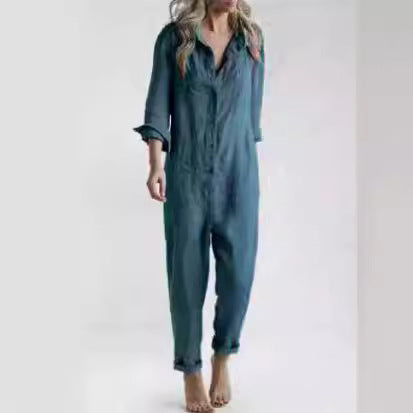 Combinaison en denim décontractée pour femmes avec des détails modernes Chic und Stil