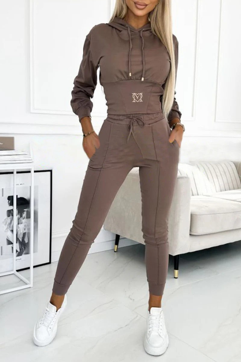 Chic and Style Women's Sports Jogging Set