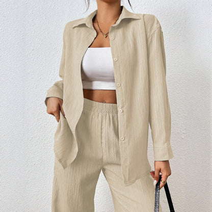 Casual women's set with fitted top and loose pants Chic and Style