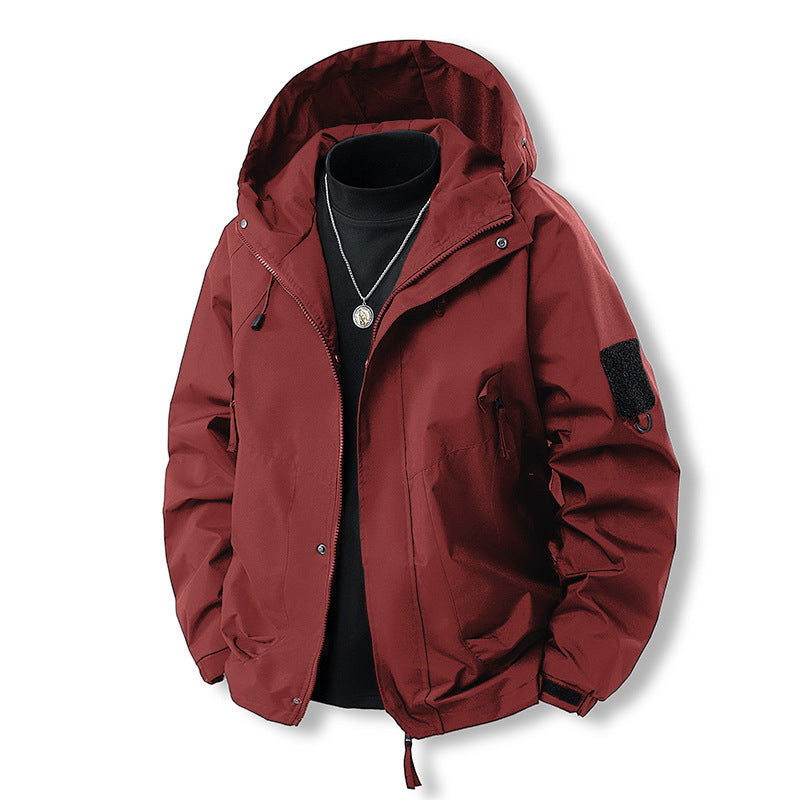Functional outdoor jacket for men with adjustable hood and practical pockets Chic and Style