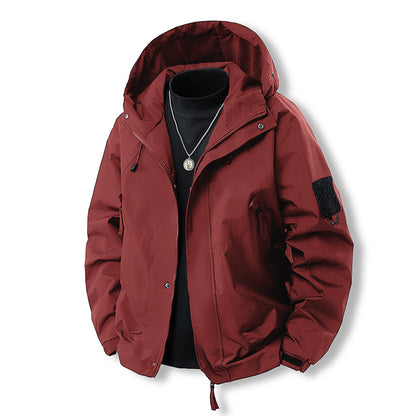 Functional outdoor jacket for men with adjustable hood and practical pockets Chic and Style