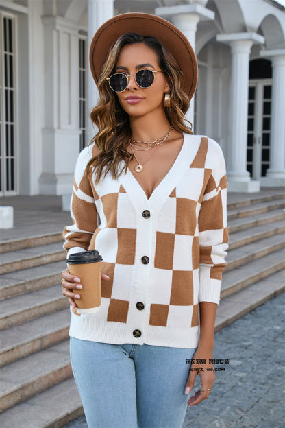Dames gilet à la mode avec motif à carreaux et patte de boutonnage Chic und Stil