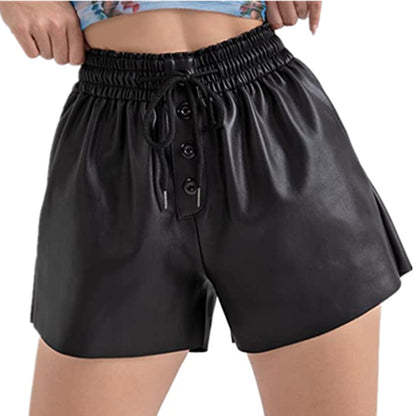 Shorts décontractés pour femmes en cuir synthétique innovant avec taille élastique et détails de boutons pratiques Chic und Stil