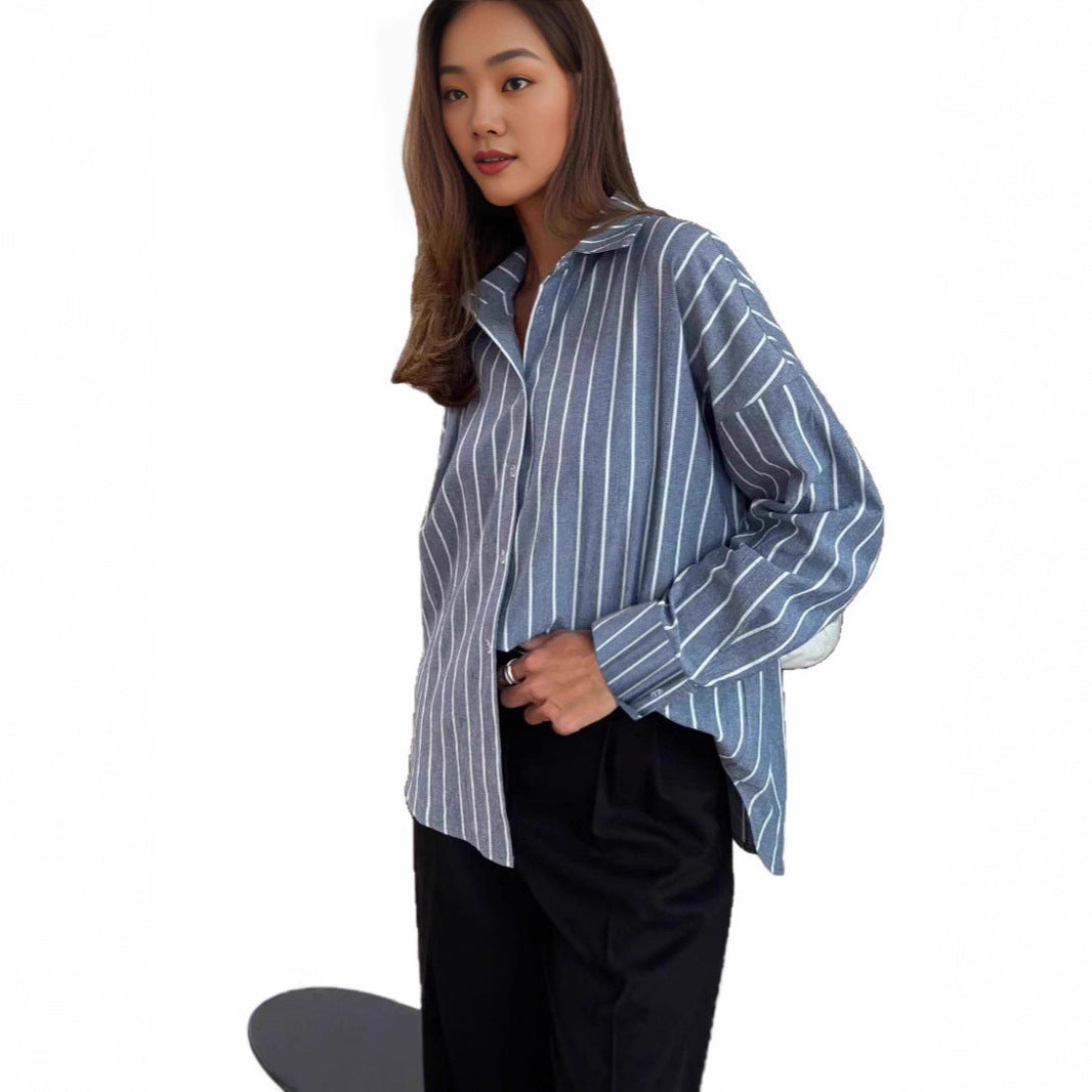 Chemise en coton décontractée pour femmes avec design rayé et coupe ample Chic und Stil