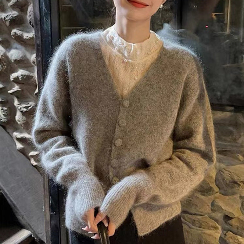 Cardigan femme avec décolleté en V profond et matière fluide douce Chic und Stil