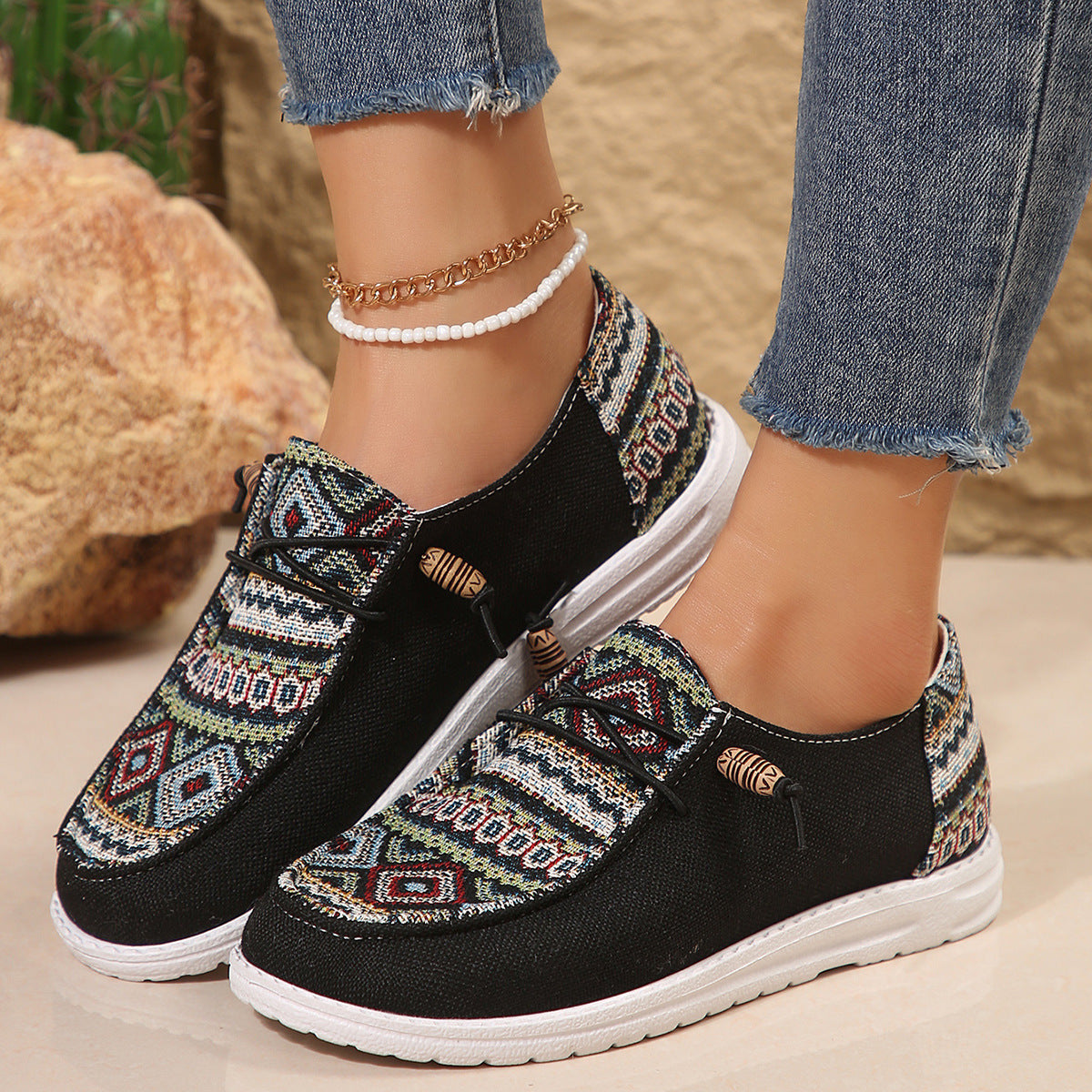 Baskets Slip-On décontractées pour femmes avec motif ethnique coloré Chic und Stil