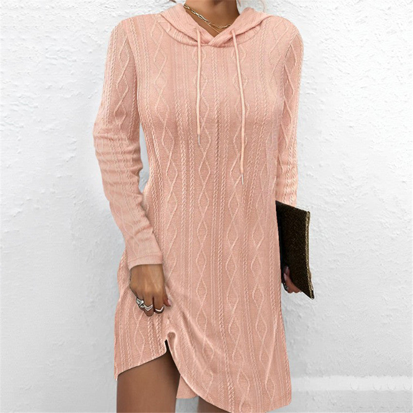 Robe en tricot pour femmes avec capuche et motif en torsades fines Chic und Stil