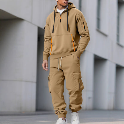 Functional sports set for men with hood and practical pockets Chic and Style