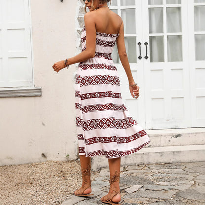 Robe maxi pour femmes avec des fronces épaules nues et une fente latérale Chic und Stil