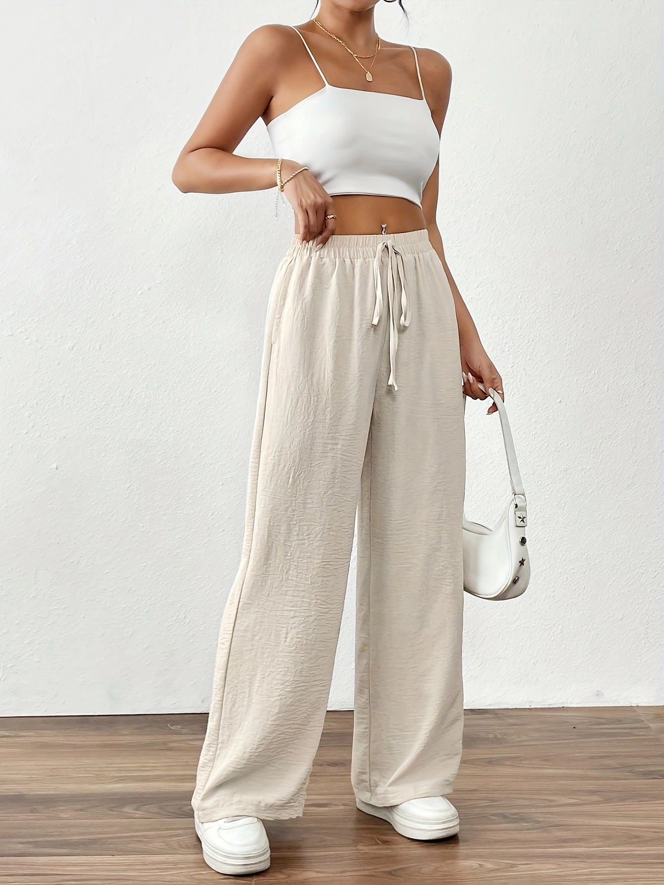 Wide Palazzo pants for women with elastic waistband and adjustable tie cord Chic and Style