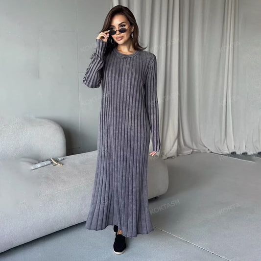 Robe maxi femme avec structure rayée et coupe élégante Chic und Stil