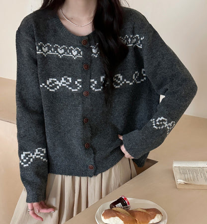 Dames Cardigan en tricot douillet avec motif unique Chic und Stil