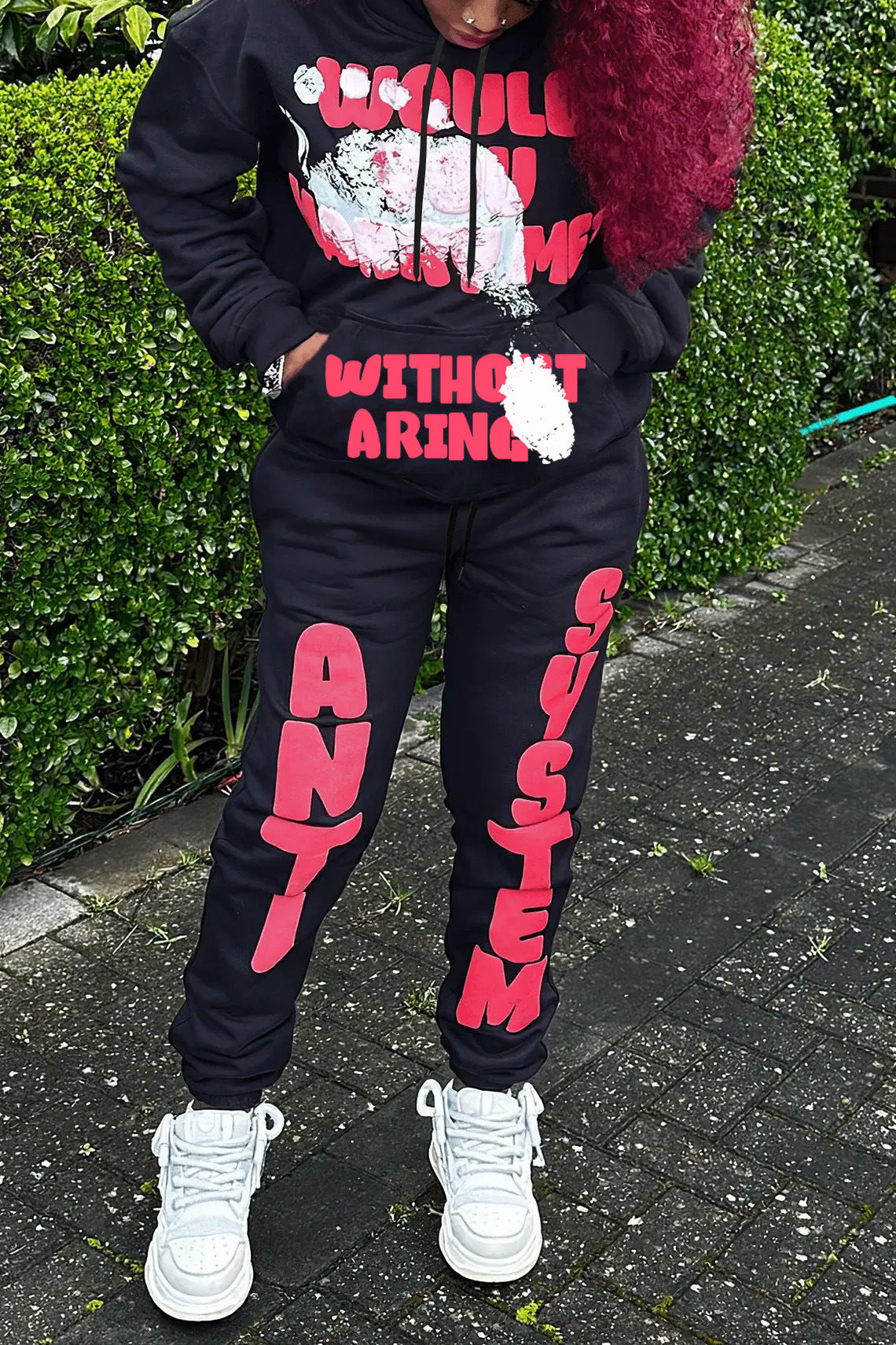 Women's hoodie and jogger pants set with striking lettering and comfortable fit Chic and Style