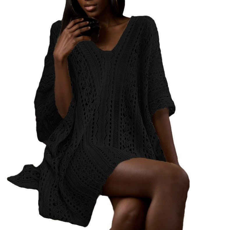 Crochet poncho for women with V neckline and open sleeves Chic and Style
