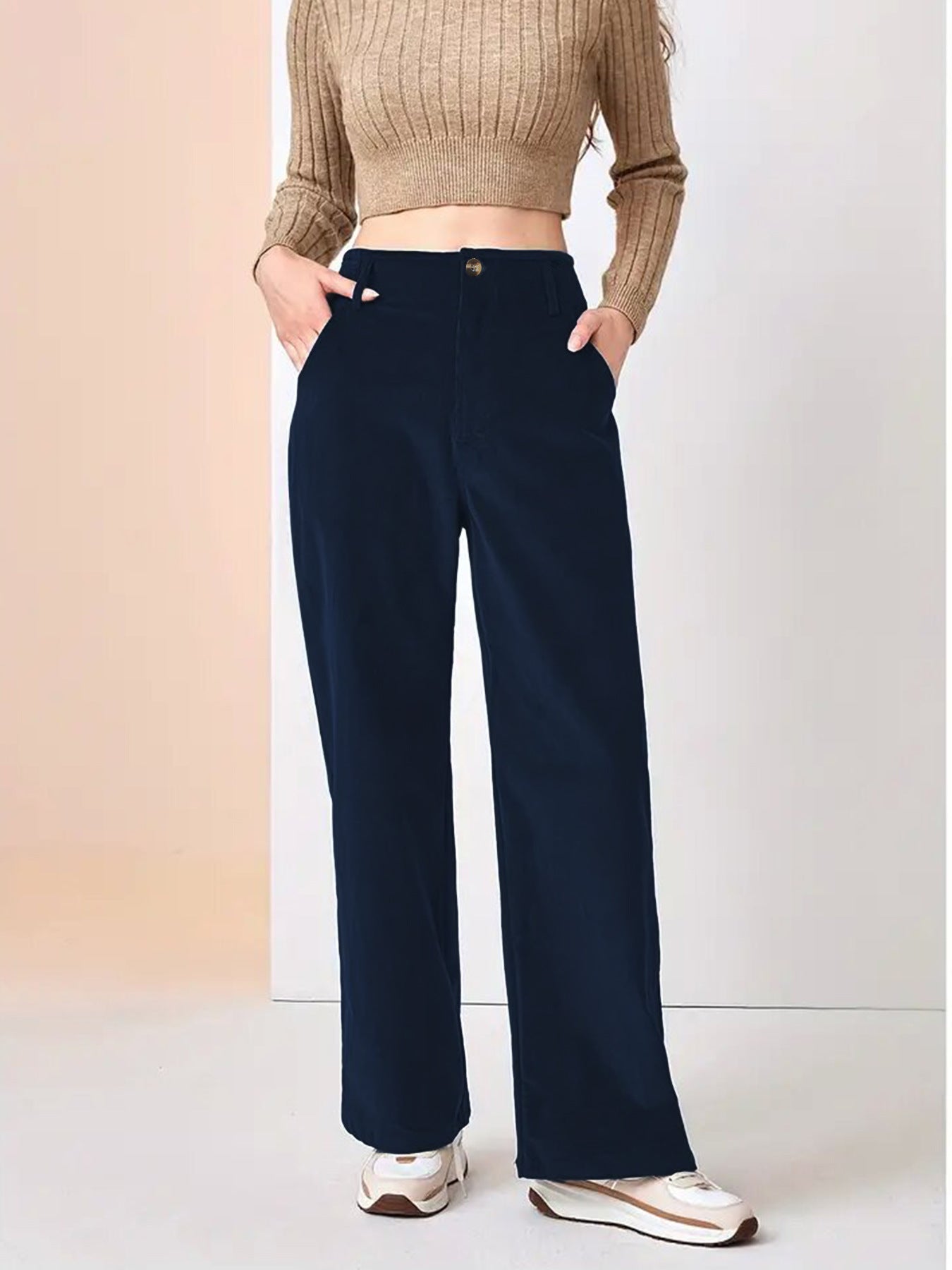 Dames Élégante, large pantalon chino avec poches pratiques et taille haute Chic und Stil