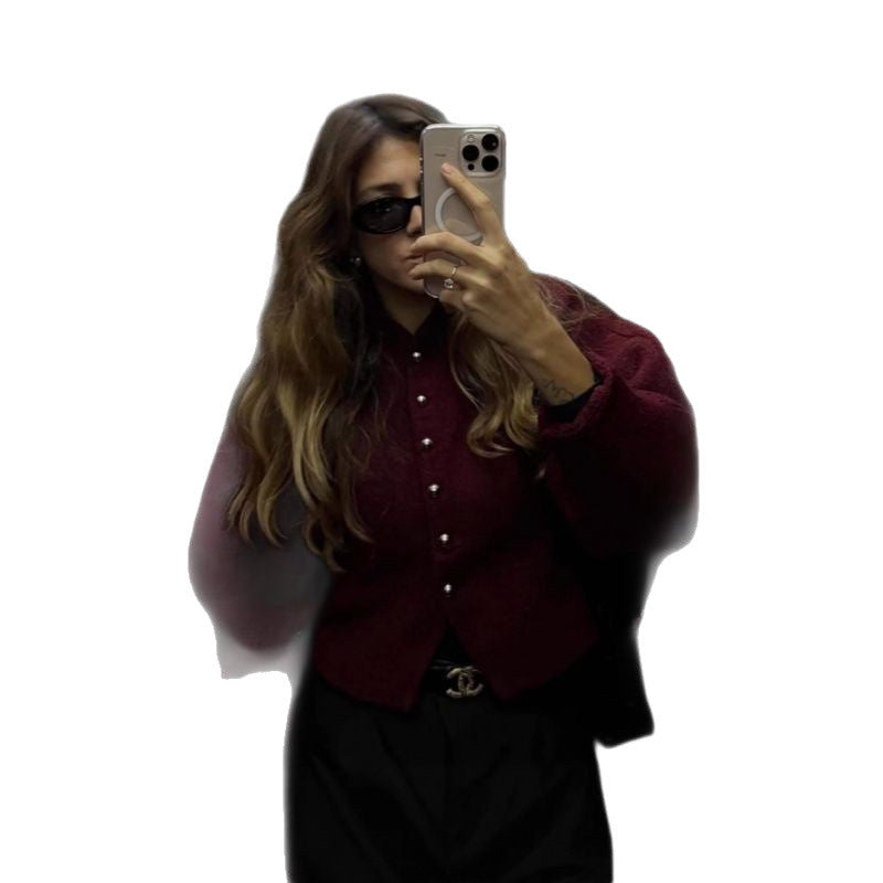 Dames cardigan à la mode avec des boutons frappants Chic und Stil