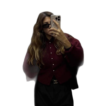 Dames cardigan à la mode avec des boutons frappants Chic und Stil