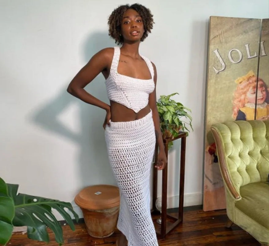 Robe en crochet pour dames avec une coupe raffinée et un design unique Chic und Stil