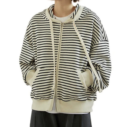 Sweatshirt à capuche rayé classique pour femmes Chic und Stil