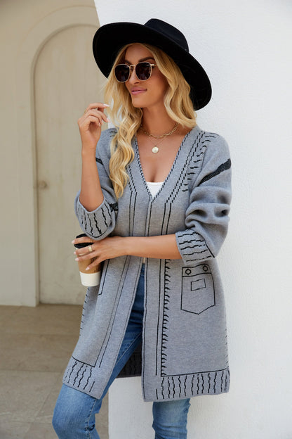 Cardigan en tricot décontracté pour femmes avec motif unique et décolleté en V profond Chic und Stil