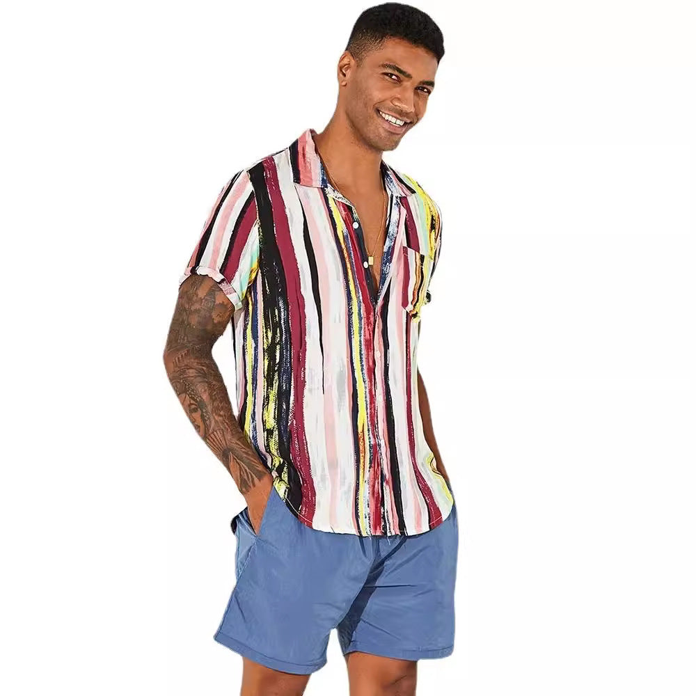 Chemise féminine à manches courtes avec un motif de rayures moderne et une poche poitrine Chic und Stil