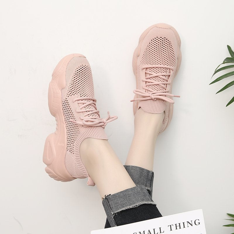 Baskets respirantes pour femmes avec une élégante structure en réseau et une semelle douce Chic und Stil